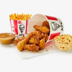 10 Piece Bucket and 3 Large Sides